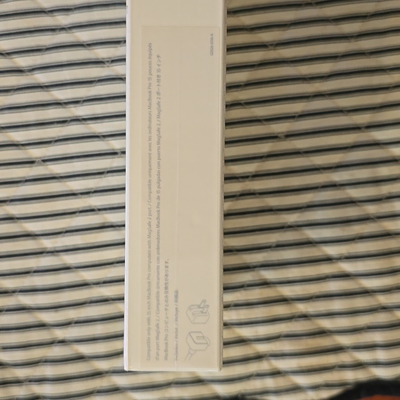 85 W MagSafe 2 Power Adapter - Picture 3 of 5